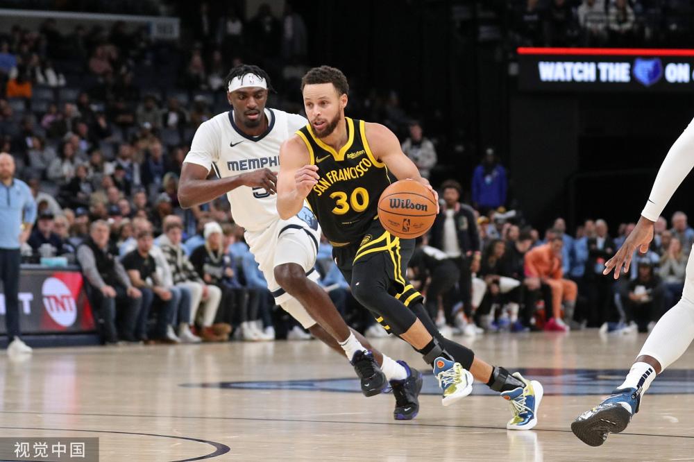 场上诸如姆 场上诸如姆