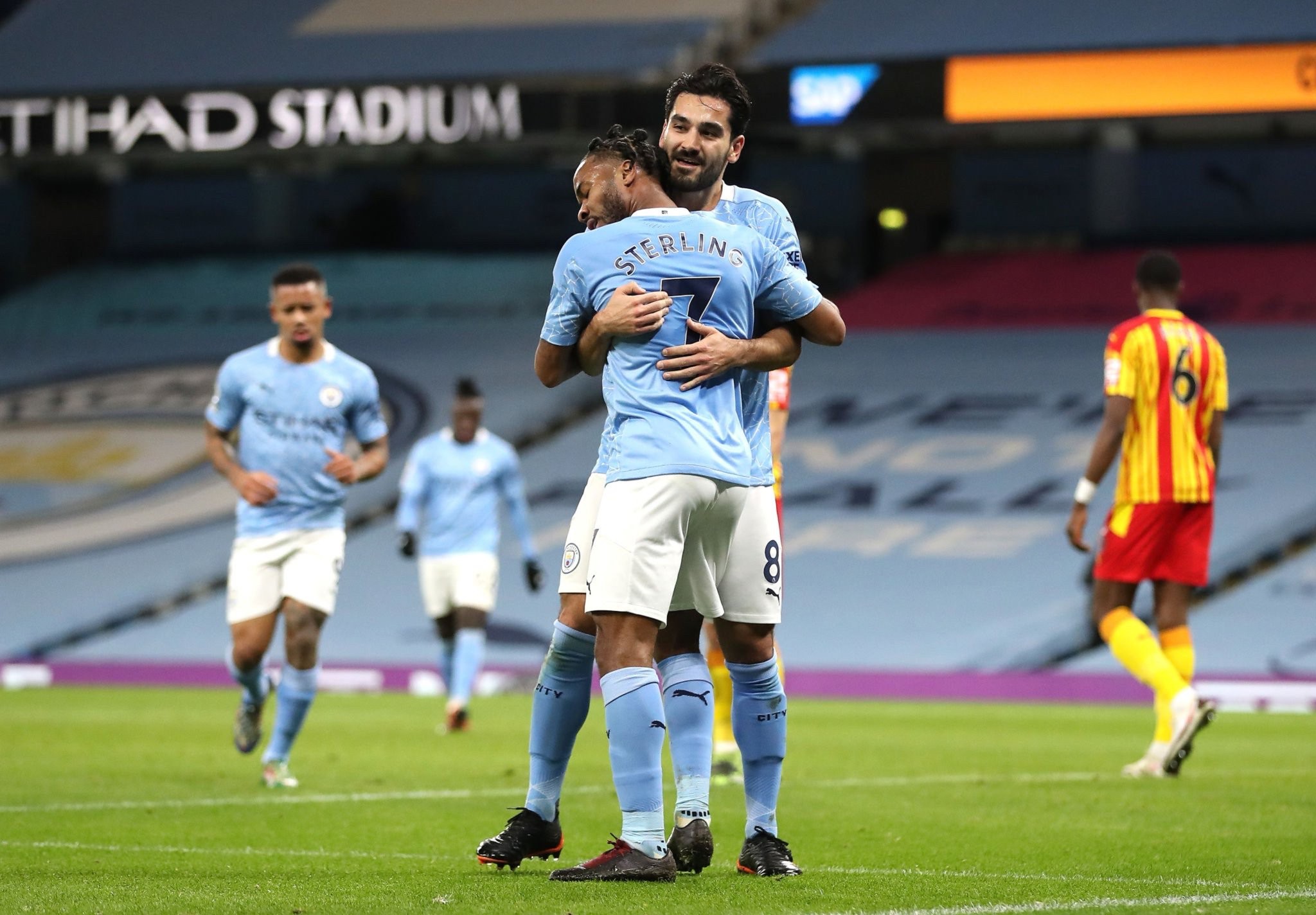 出场时间内 出场时间内