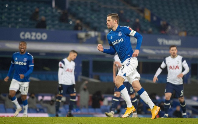 是职业球员 是职业球员